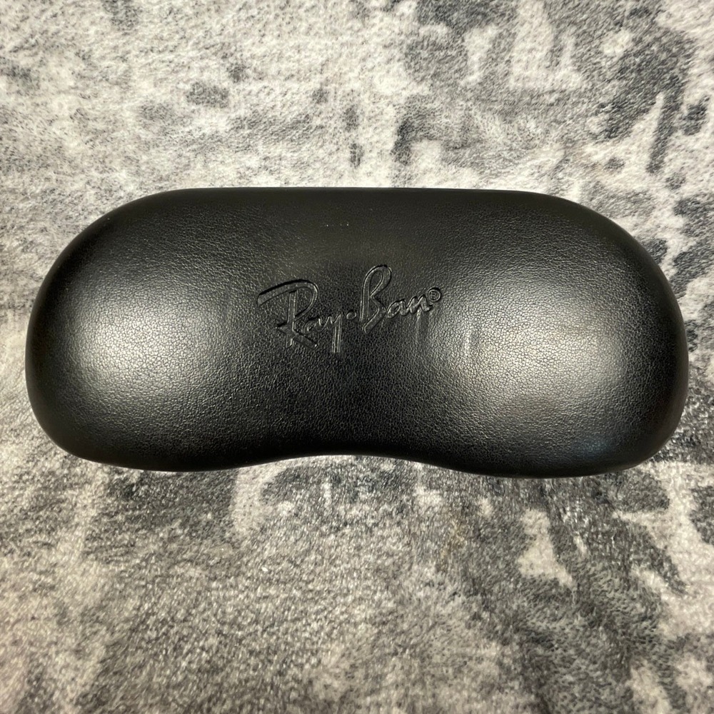 Ray-Ban Hard Clamshell Case Unisex OS‎ Black Protective Eyewear Accessory
